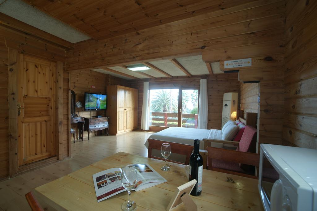 Sunny Day Jeju Villa Seogwipo Rom bilde
